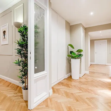 Pensjonat Mellini Palace By Premium Collection Rzym